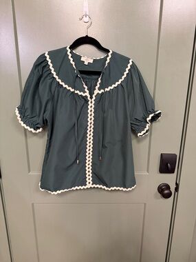 entro Dark Green Puff Sleeve Blouse with White Rickrack Trim